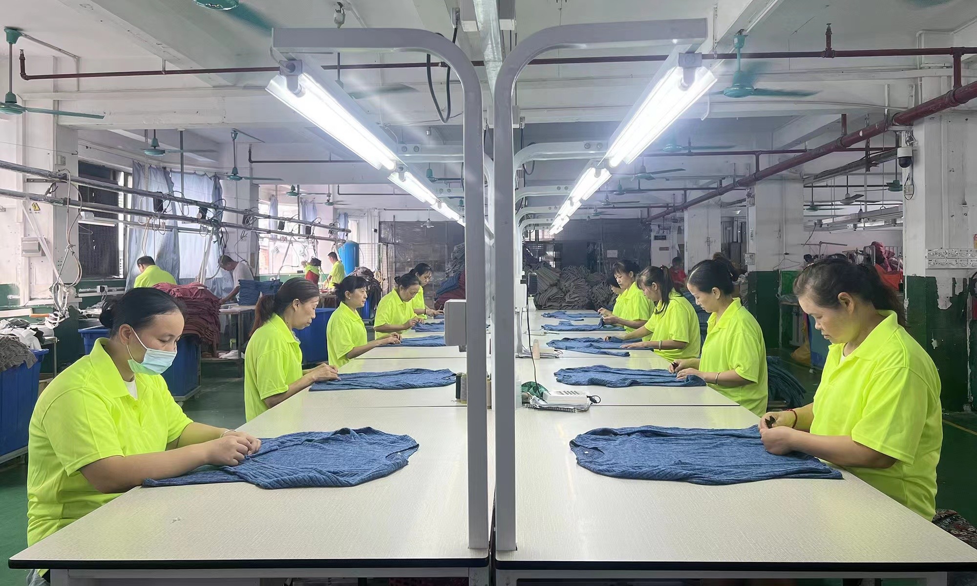 Guangzhou Vinas clothing technology Co., LTD dây chuyền sản xuất nhà máy