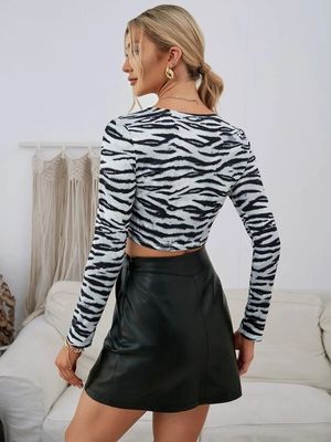 Tất cả phù hợp Decal áo thun V cổ kéo dây ngắn phụ nữ Zebra in áo thun tay dài
