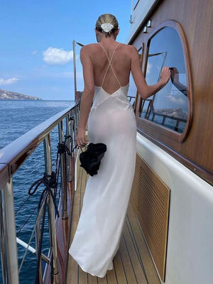 Chiếc váy hoa sexy không dây đai, không lưng, váy tối với cổ V, váy bữa tiệc mỏng