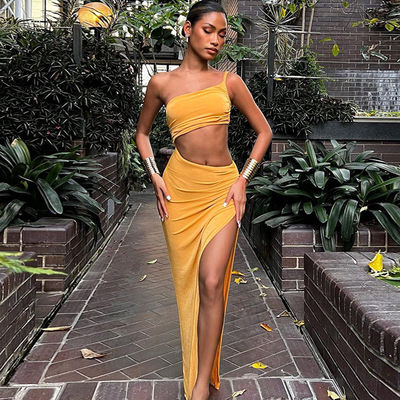 Sexy Stylish Side Hollowed Out Dress Không dây đai Một vai không lưng