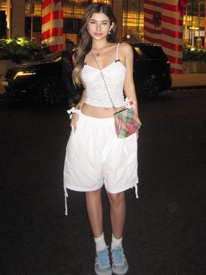 Phụ nữ mới thời trang tùy chỉnh sexy gió tinh khiết ngọt ngào và đậm đặc hình thắt lưng nhỏ với một phụ nữ áo sơ mi cơ sở