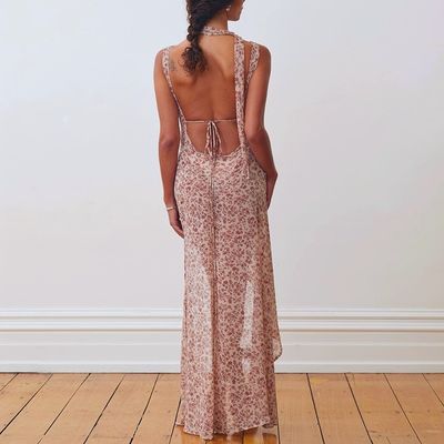 Chiếc váy phụ nữ mới màu hoa sexy không lưng và váy dây đeo