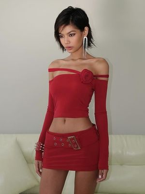 Thời trang mới tùy chỉnh ba chiều hoa đường vai tay dài trên cùng nghiêng vai cây trồng áo thun phụ nữ