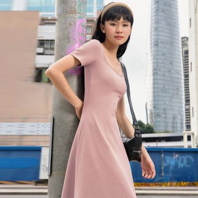 Ảnh đường phố thời trang Slim Solid Color U - cổ áo khoác tay ngắn