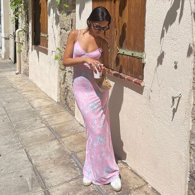Mùa hè mới V-Neck sexy không có lưng in kỹ thuật số trung chiều dài váy