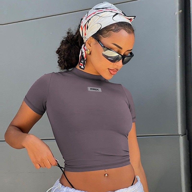 Phong cách Casual Sexy T-Shirt Chậm Slim Fit Tròn cổ Crop Top