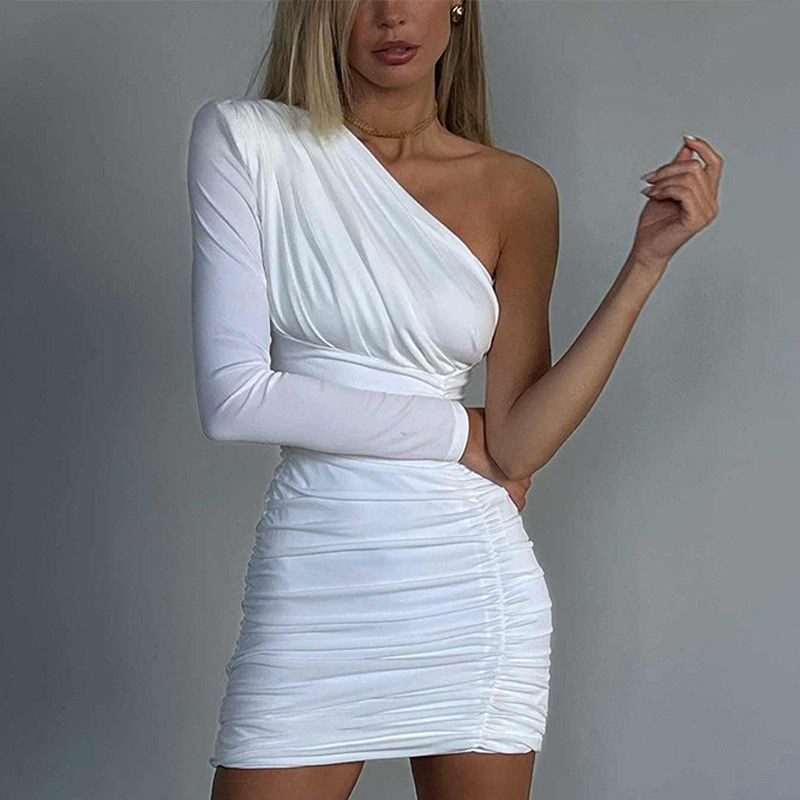 Phong cách một vai váy Slim Pleated một vai váy tay dài Hip Wrap